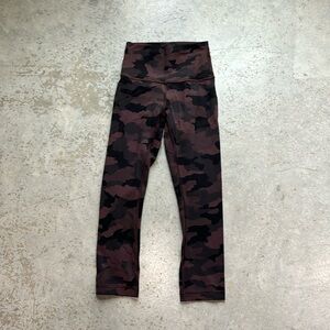 Lululemon leggings size 2 the length is 23 inches , brand new condition